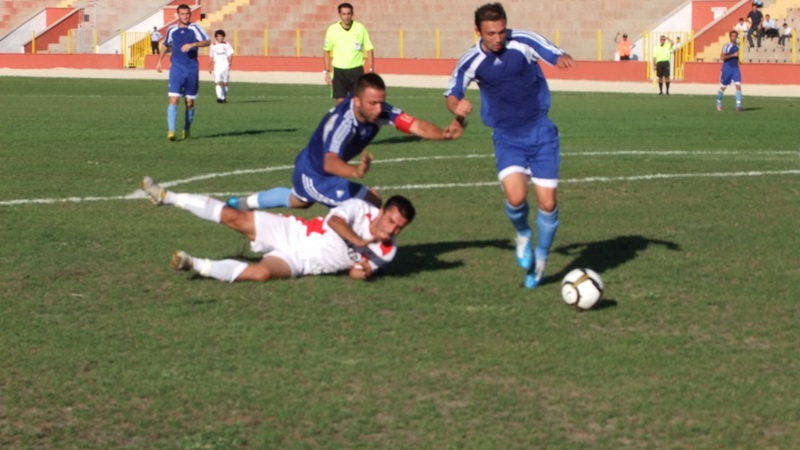 KMS galibiyete hasret kaldı: Yalıspor 2-1 KMS